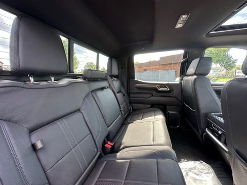 Used 2023 Chevrolet Silverado 1500 High Country w/ High Country Premium Package image 35