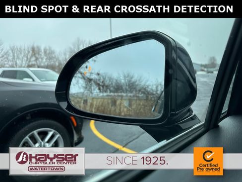 Used 2020 Hyundai Santa Fe SEL w/ Convenience + Premium Package image 8