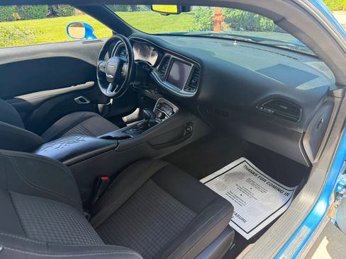 Used 2019 Dodge Challenger SXT w/ Blacktop Package RWD image 18