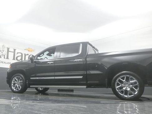 Used 2023 Chevrolet Silverado 1500 High Country w/ High Country Premium Package AWD/4WD image 53