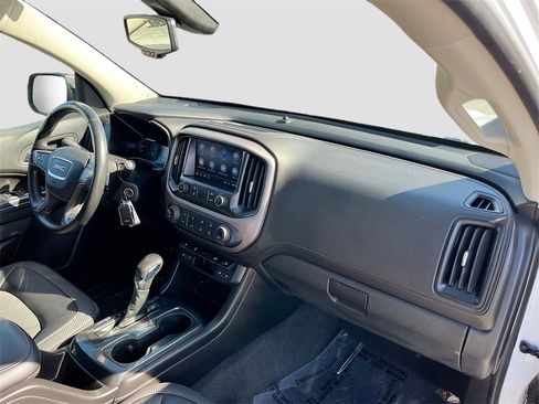 Used 2022 GMC Canyon AT4 image 27