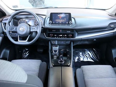 Used 2023 Nissan Rogue SV AWD/4WD image 24