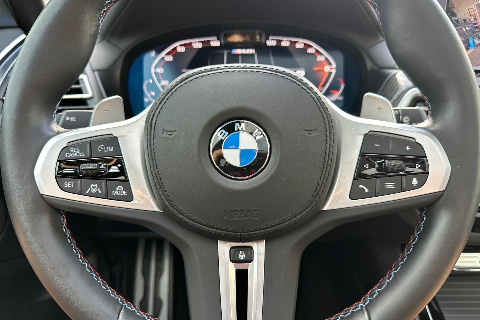 Used 2024 BMW X3 M40i AWD/4WD image 23