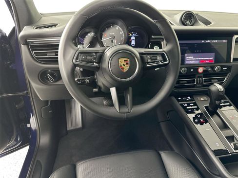 Used 2026 Porsche Macan Turbo AWD/4WD image 18