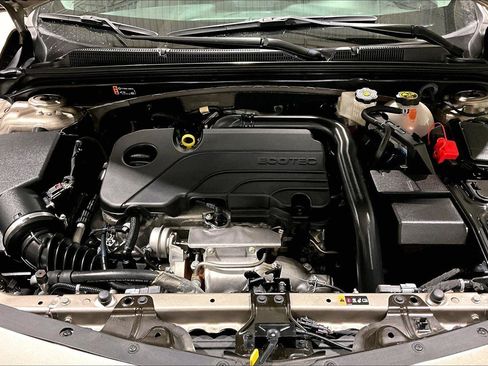 Used 2023 Chevrolet Malibu LT image 11