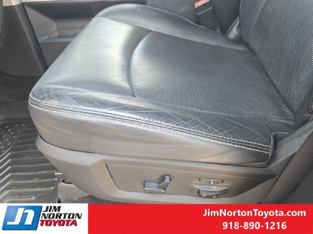 Used 2015 RAM 1500 Laramie w/ Convenience Group AWD/4WD image 25
