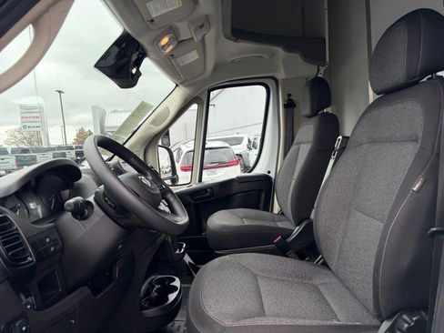 Used 2022 RAM ProMaster 3500 w/ Fleet Safety Group (AWQ) FWD image 12