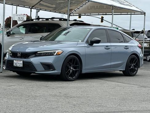 Used 2022 Honda Civic Sport image 8