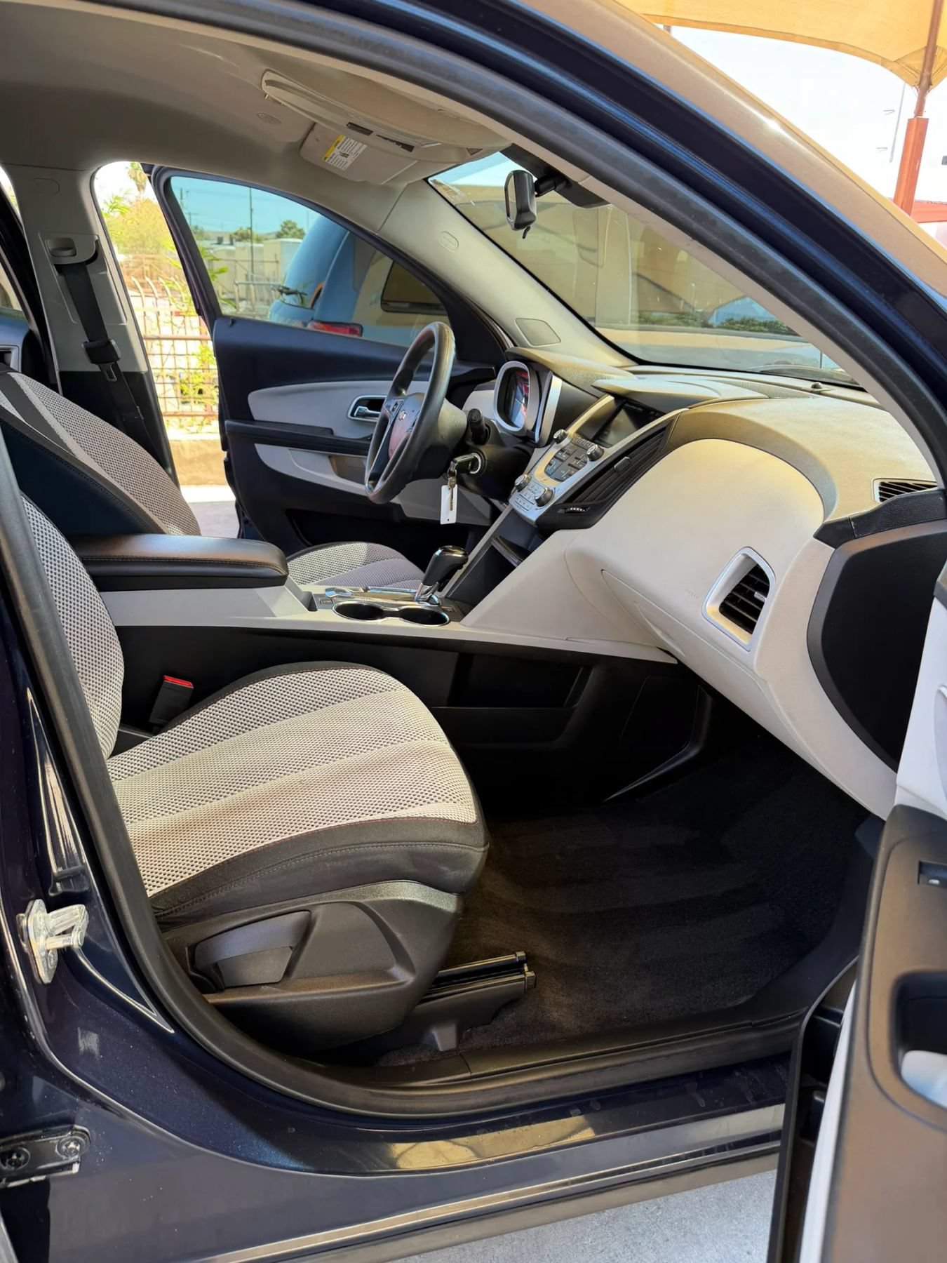 Used 2017 Chevrolet Equinox LS FWD image 9