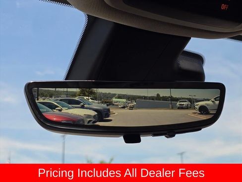 Used 2025 Buick Encore GX Avenir w/ Avenir Technology Package AWD/4WD image 25