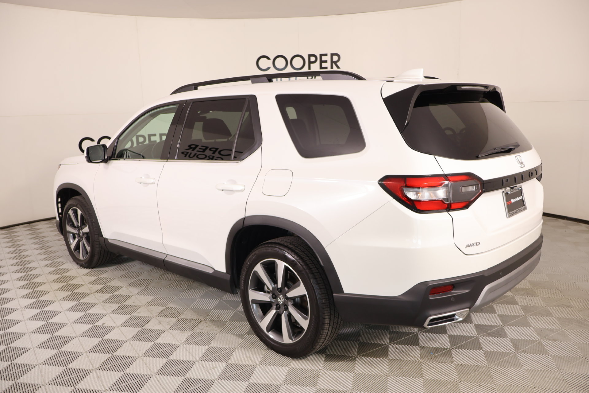 Used 2025 Honda Pilot Touring image 24
