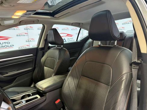 Used 2024 Nissan Altima 2.5 SR w/ SR Premium Package image 30