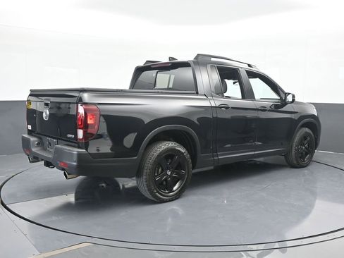 Used 2023 Honda Ridgeline Black Edition image 6