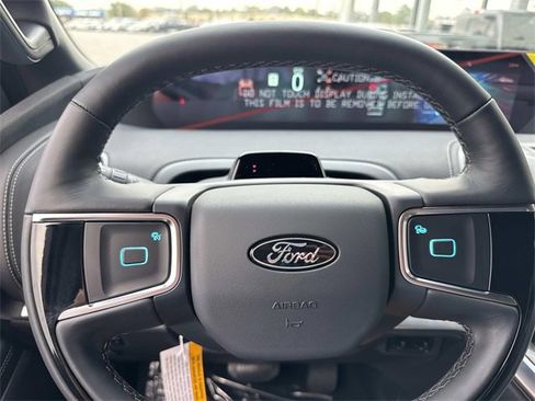 New 2025 Ford Expedition Platinum w/ Stealth Performance Package image 32