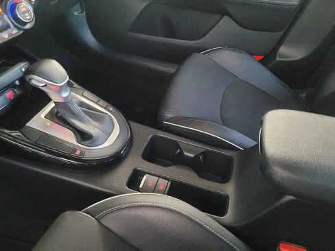 Used 2024 Kia Forte GT-Line w/ GT-Line Premium Package image 26