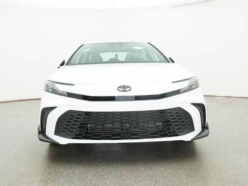 Used 2026 Toyota Camry SE w/ Convenience Package FWD image 18