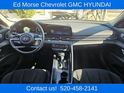 Used 2024 Hyundai Elantra SEL FWD image 15
