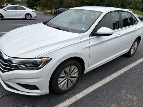 Used 2019 Volkswagen Jetta S FWD image 4