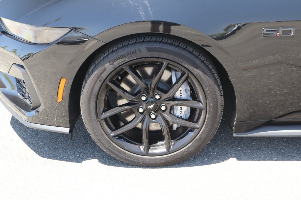 Used 2025 Ford Mustang GT w/ Mustang Nite Pony Package RWD image 14
