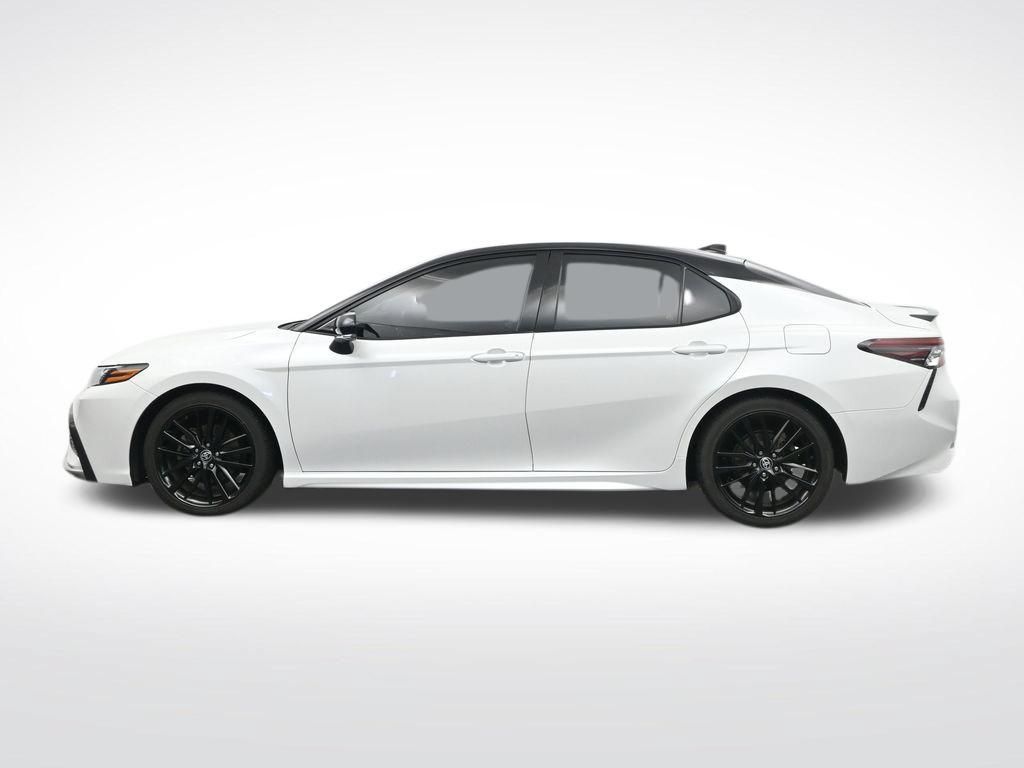Used 2022 Toyota Camry XSE w/ Navigation Package FWD image 10