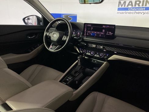 Used 2025 Honda Accord Touring image 27