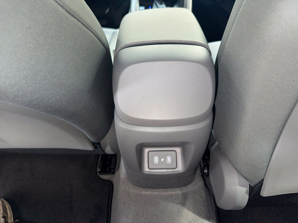 New 2026 Hyundai Elantra SE FWD image 18