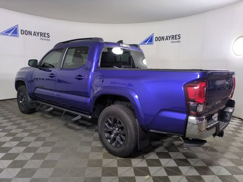 Used 2023 Toyota Tacoma SR5 AWD/4WD image 3
