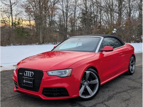 Used 2014 Audi RS 5 Cabriolet image 2