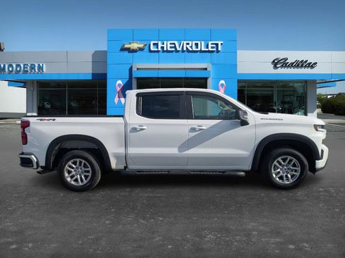 Used 2021 Chevrolet Silverado 1500 RST image 4