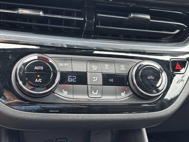 Used 2024 Buick Envista Sport Touring w/ Convenience I Package FWD image 35