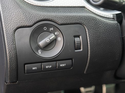 Used 2012 Ford Mustang Shelby GT500 w/ SVT Performance Pkg image 18