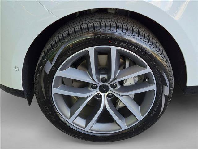 New 2026 Land Rover Range Rover SE AWD/4WD image 9