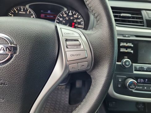 Used 2017 Nissan Altima 2.5 SV FWD image 24