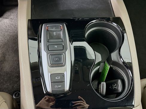 Used 2016 Honda Pilot Elite image 25