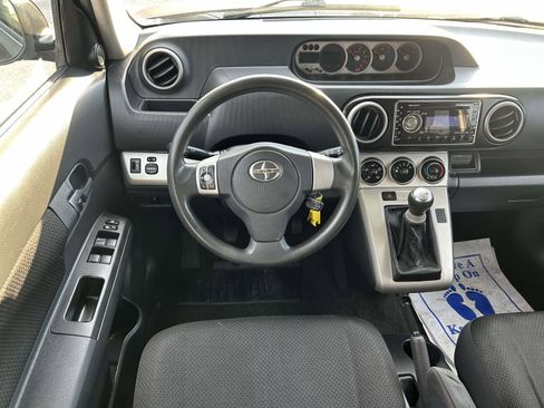 Used 2008 Scion xB image 10
