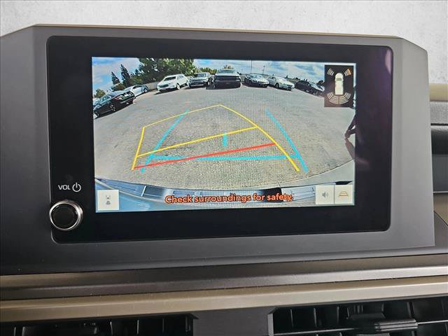 Used 2025 Toyota Tacoma TRD Sport w/ TRD Sport Upgrade Package AWD/4WD image 14
