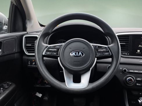 Used 2022 Kia Sportage LX w/ LX AWD Value Edition Package image 9