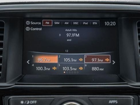 Used 2017 Nissan Pathfinder S image 18