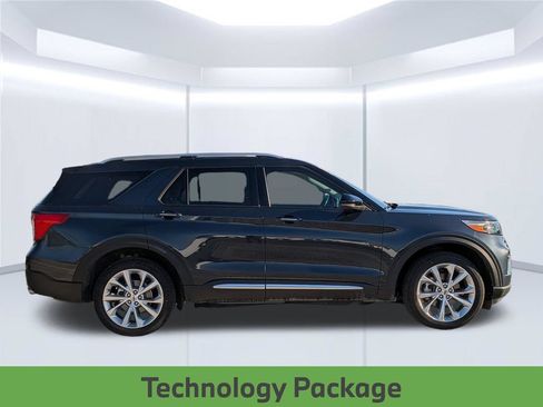 Used 2023 Ford Explorer Platinum w/ Technology Package AWD/4WD image 8