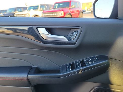 New 2026 Ford Escape ST-Line w/ Tech Pack #1 image 18