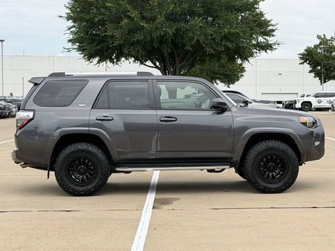 Used 2019 Toyota 4Runner SR5 RWD image 3