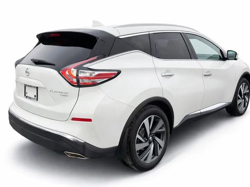 Used 2017 Nissan Murano Platinum image 4