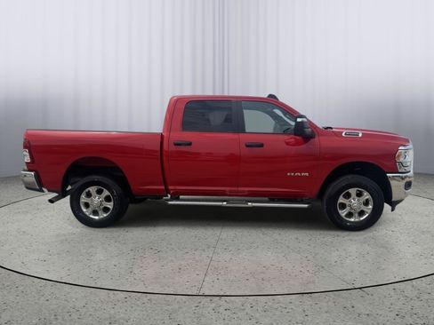 Used 2024 RAM 2500 Big Horn AWD/4WD image 6