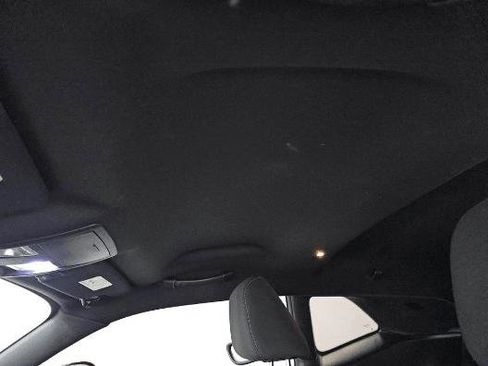 Used 2016 Dodge Challenger R/T image 12