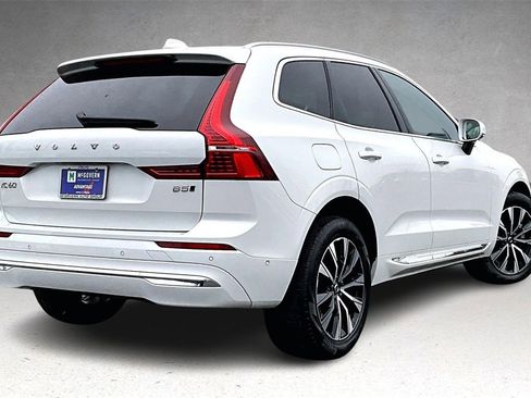Certified 2023 Volvo XC60 B5 Plus image 6