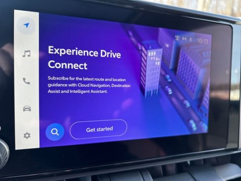 Used 2025 Toyota RAV4 XLE image 13