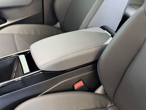 New 2026 Volkswagen ID.4 Pro S Plus image 26