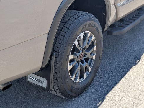 Used 2024 Nissan Titan PRO-4X w/ Pro-4x Convenience Package image 13