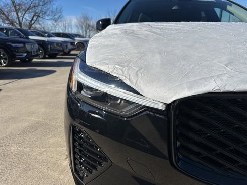 New 2026 Volvo XC60 B5 Plus w/ Protection Package Premier image 10