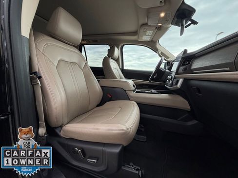 Used 2024 Ford Expedition Max Limited image 23